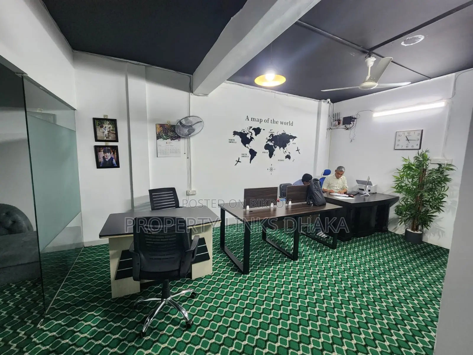 Full furnished office space for rent