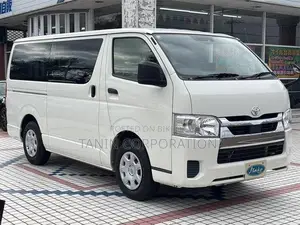 Toyota Hiace GL Dual AC 2020