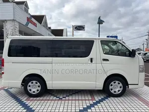 Toyota Hiace GL Dual AC 2020