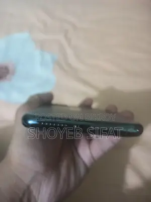 Apple iPhone 11 Pro Max . (Used)