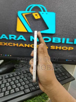 Apple iPhone 13 (Used)