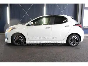 Toyota Yaris Hybrid 2021