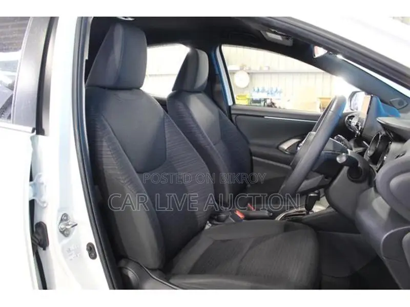 Toyota Yaris Hybrid 2021