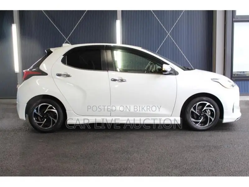 Toyota Yaris Hybrid 2021