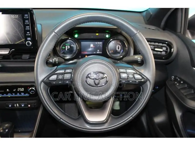 Toyota Yaris Hybrid 2021