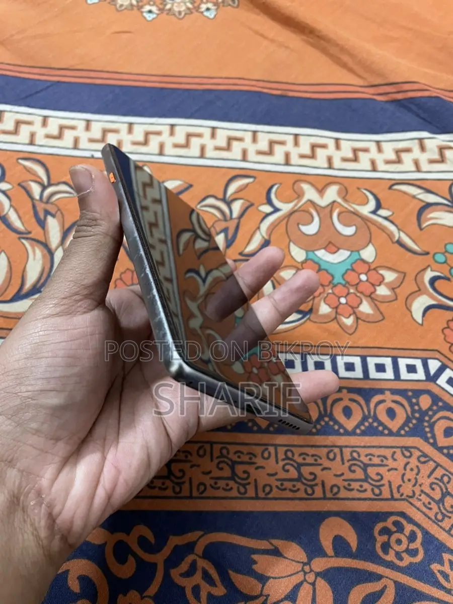 Tecno Camon 40 Pro 8/256 (Used)