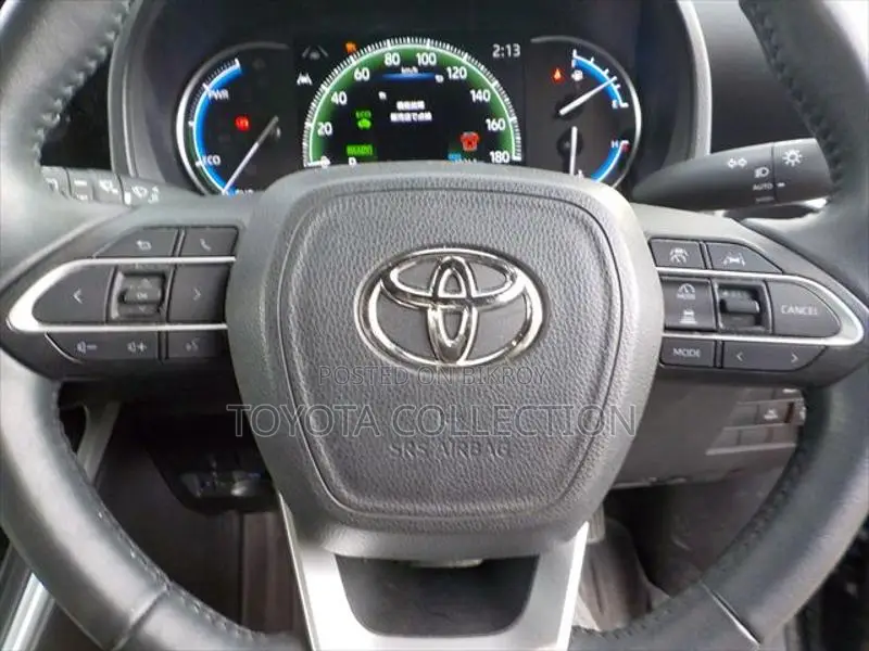 Toyota Voxy SZ HYBRID ALL OPTION 2022