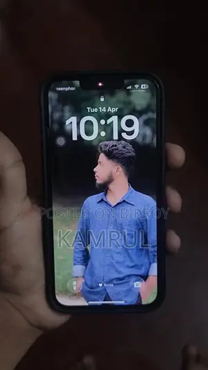 Apple iPhone 13 . (Used)