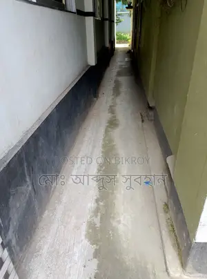 Land for Sale Near Market