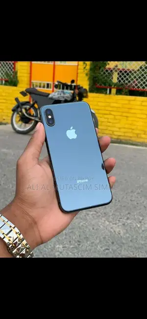 Apple iPhone X (Used)