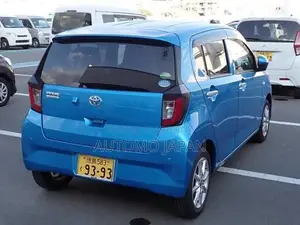 Toyota Pixis 2021 Blue