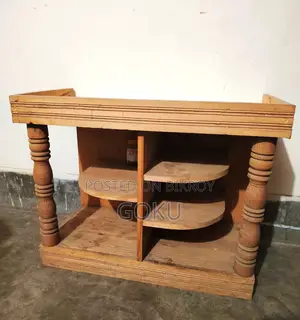 Dhaka Khilgaon Shahjahanpur Used Aquriam Table For 2 Feet