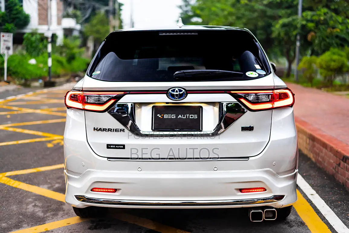 Toyota Harrier 2016