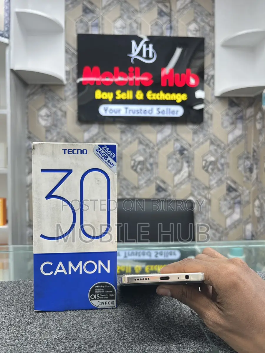 Tecno Camon 30 8/256 (Used)