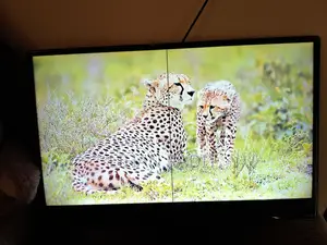 Samsung Smart Series 4, 32" TV (Almost New)