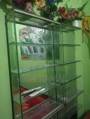 ২ টি ওয়াল গ্লাস শোকেস বিক্রি করা হবে