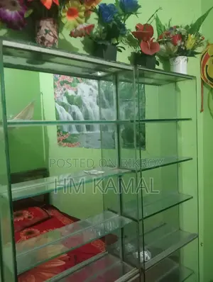 ২ টি ওয়াল গ্লাস শোকেস বিক্রি করা হবে