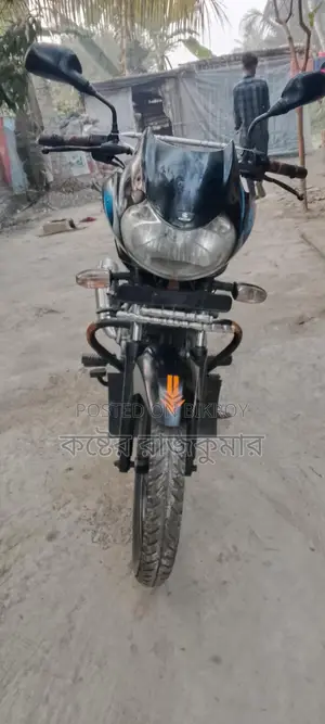 Bajaj Discover 100 2015