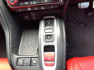 Honda Insight Hybrid EX Style Edi 2020