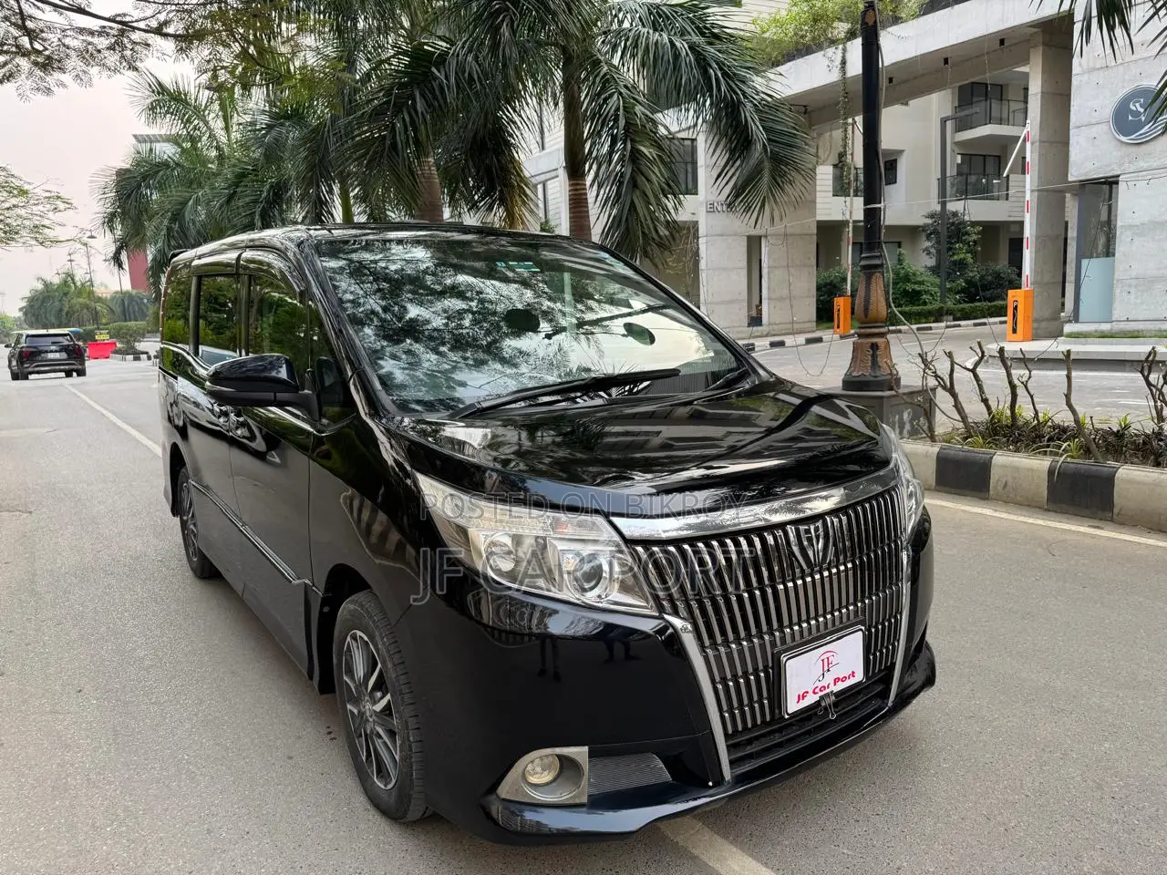 Toyota Noah Esquire GI Sunroof 2015