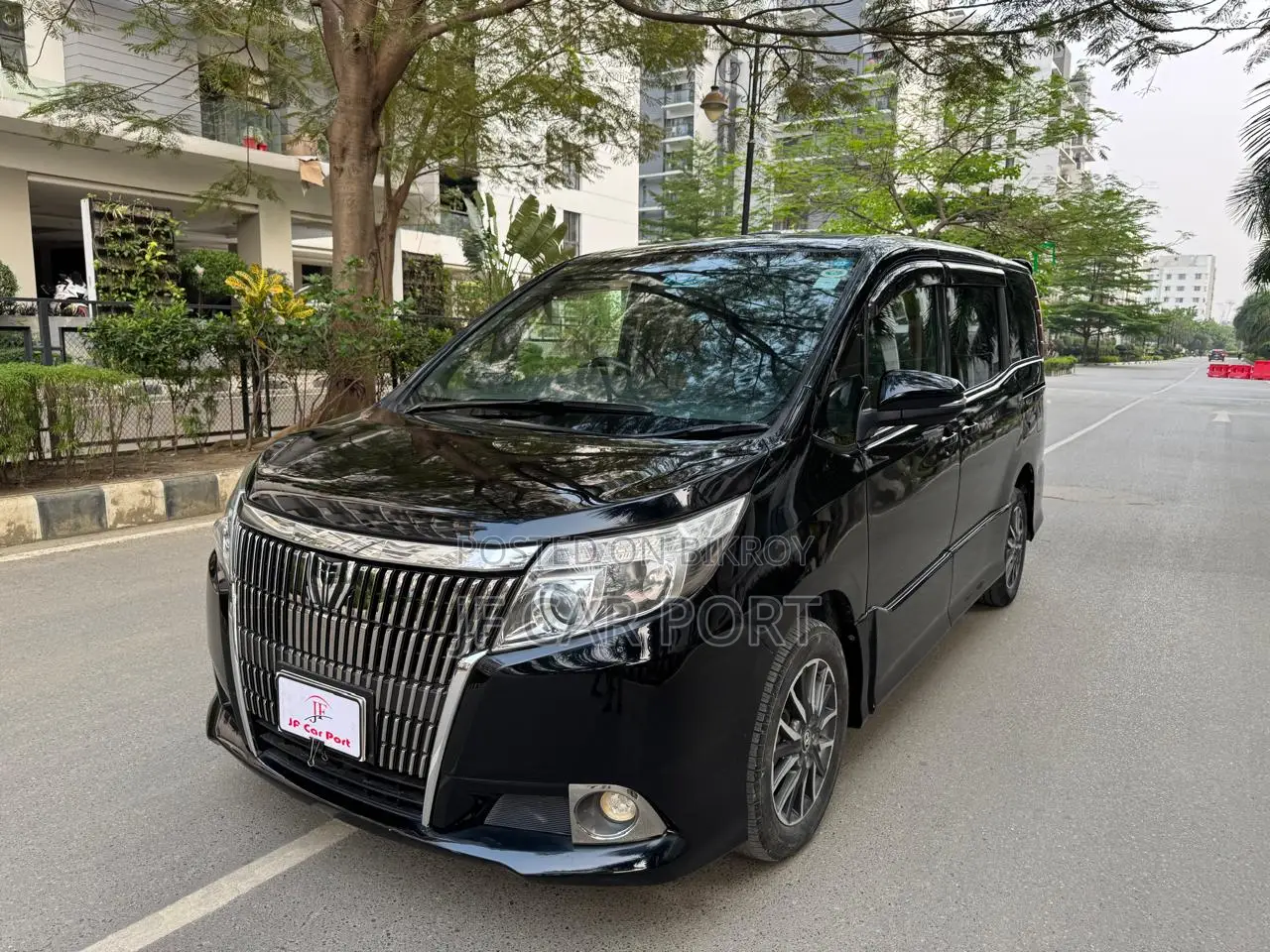Toyota Noah Esquire GI Sunroof 2015