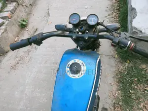 Suzuki AX4 . 1984