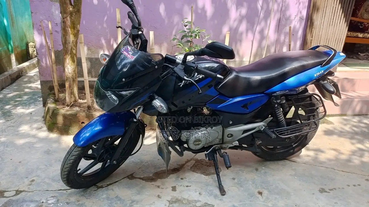Bajaj Pulsar 150 2015