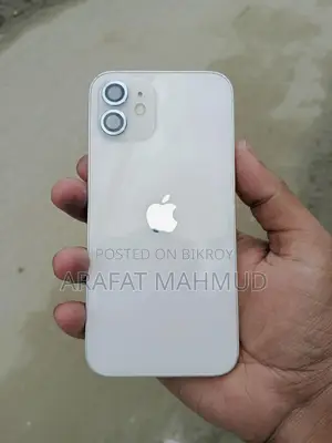 Apple iPhone 12 (Used)