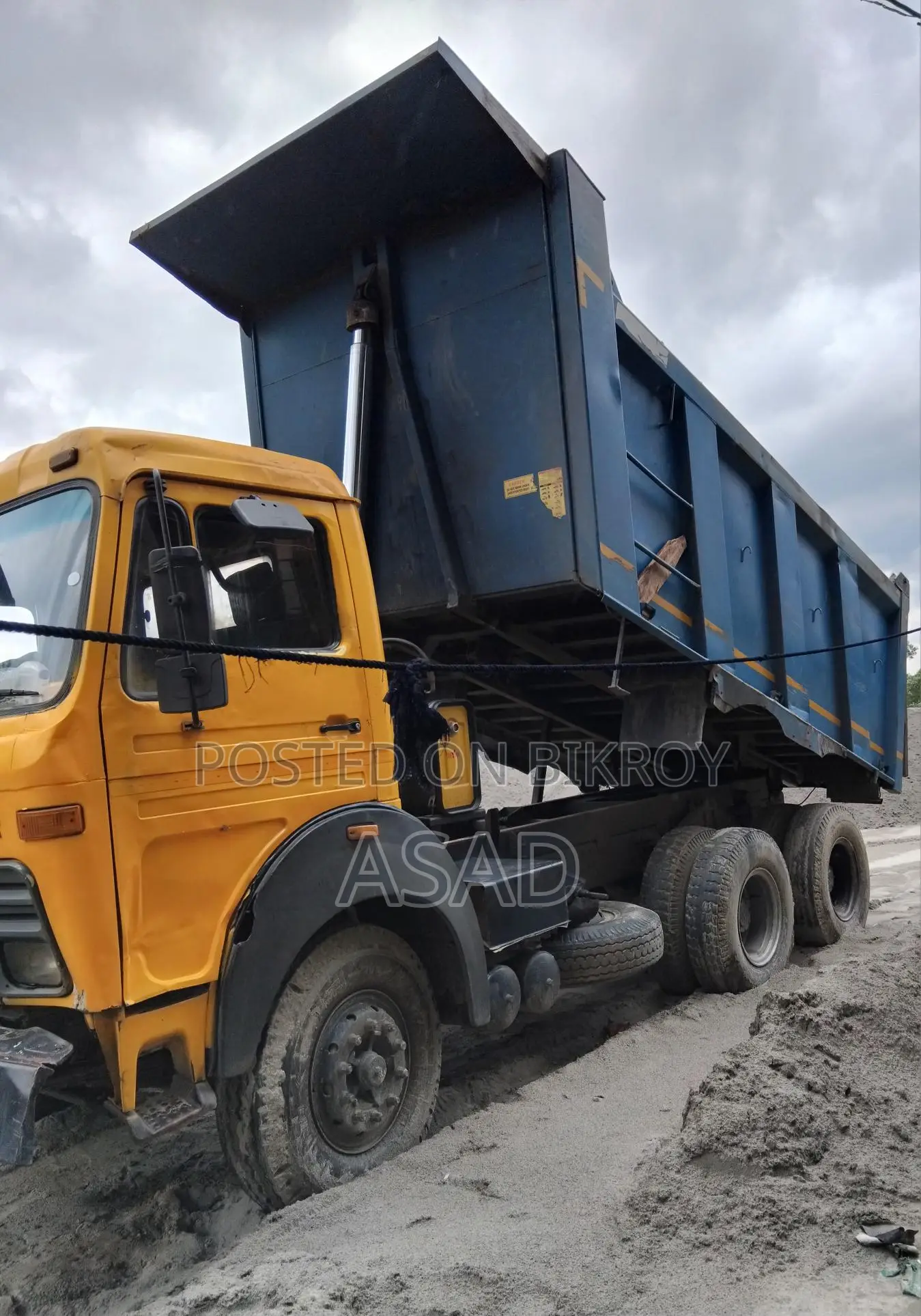 Tata LPT 2518 2022