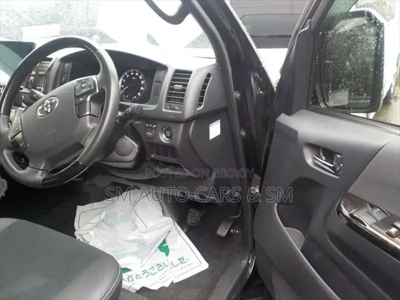Toyota Hiace Super GL Dark Prime2 2021