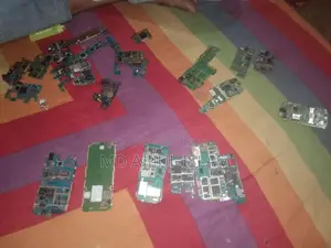 মাদারবোর্ড কেনা হয়