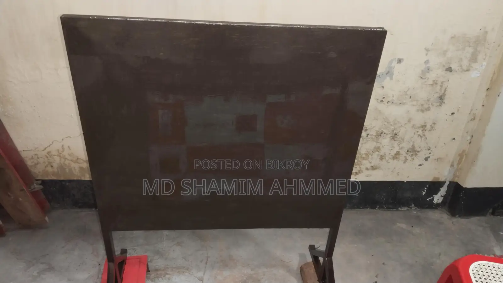 Shop Stand for Sale