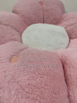 ফ্লাওয়ার কুশন