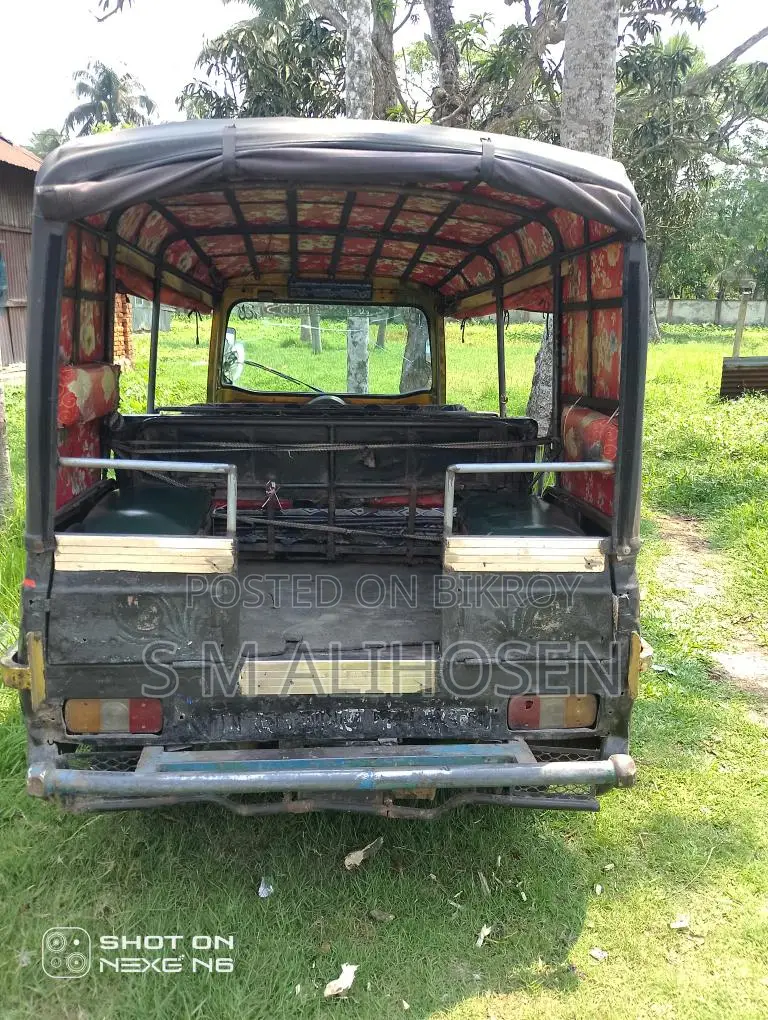 Second hand Mahindra