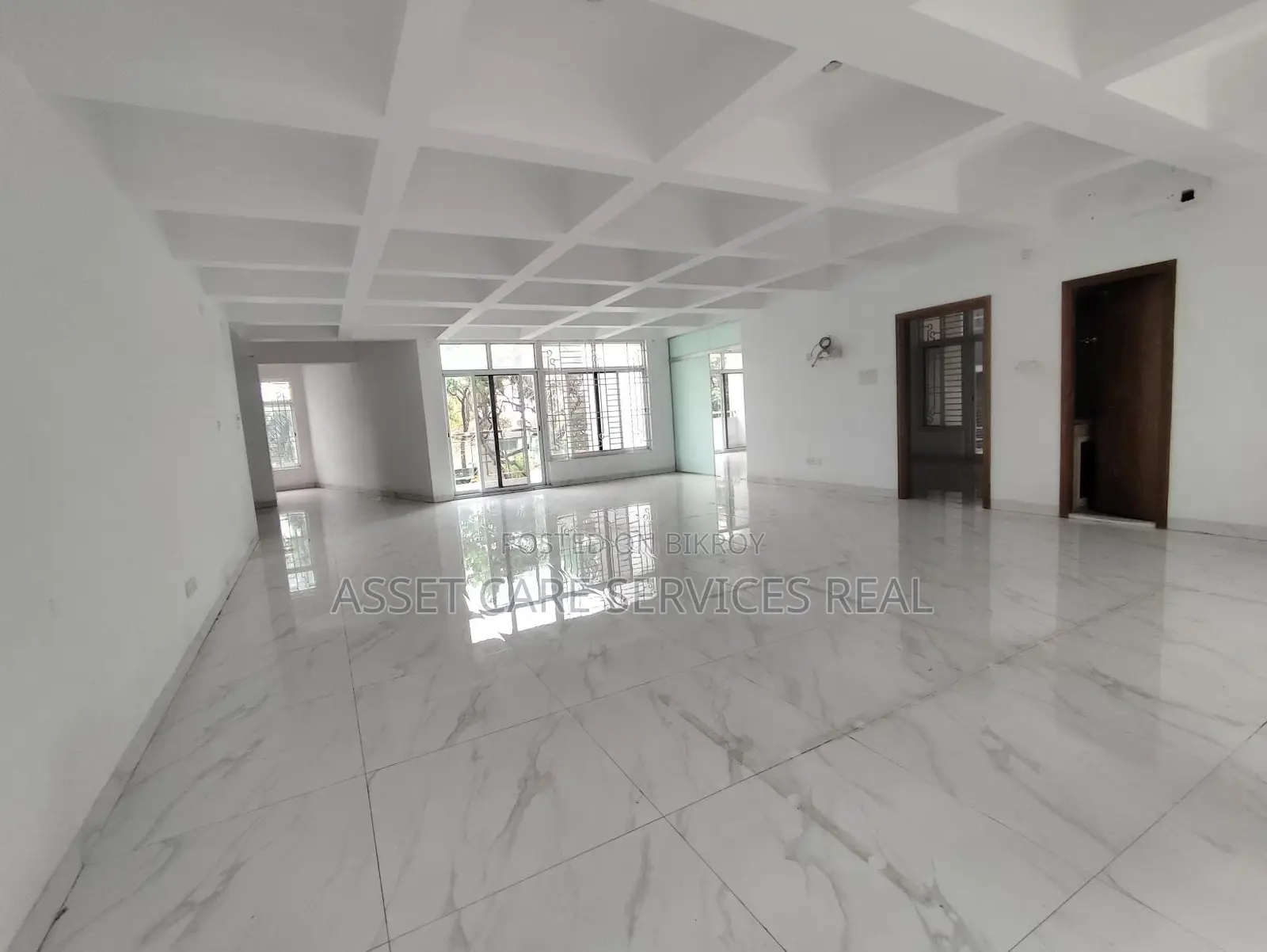 3500-Sqft Office Space Rent In Baridhara Diplomatic Zone