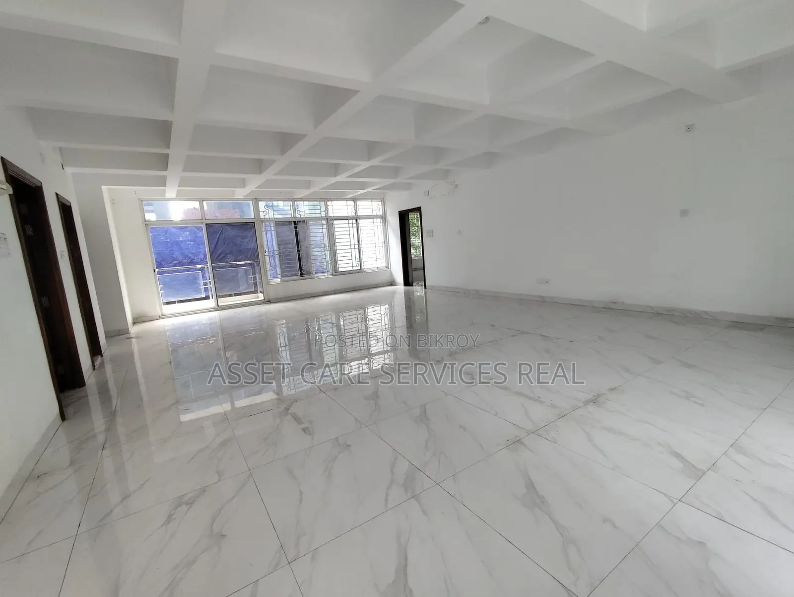 3500-Sqft Office Space Rent In Baridhara Diplomatic Zone
