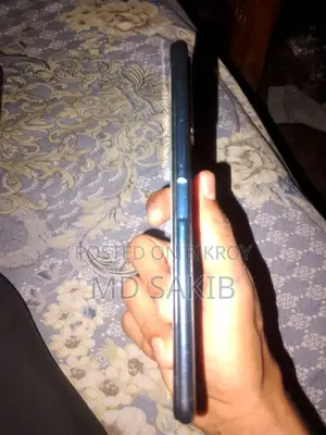 Vivo Y20 . (Used)