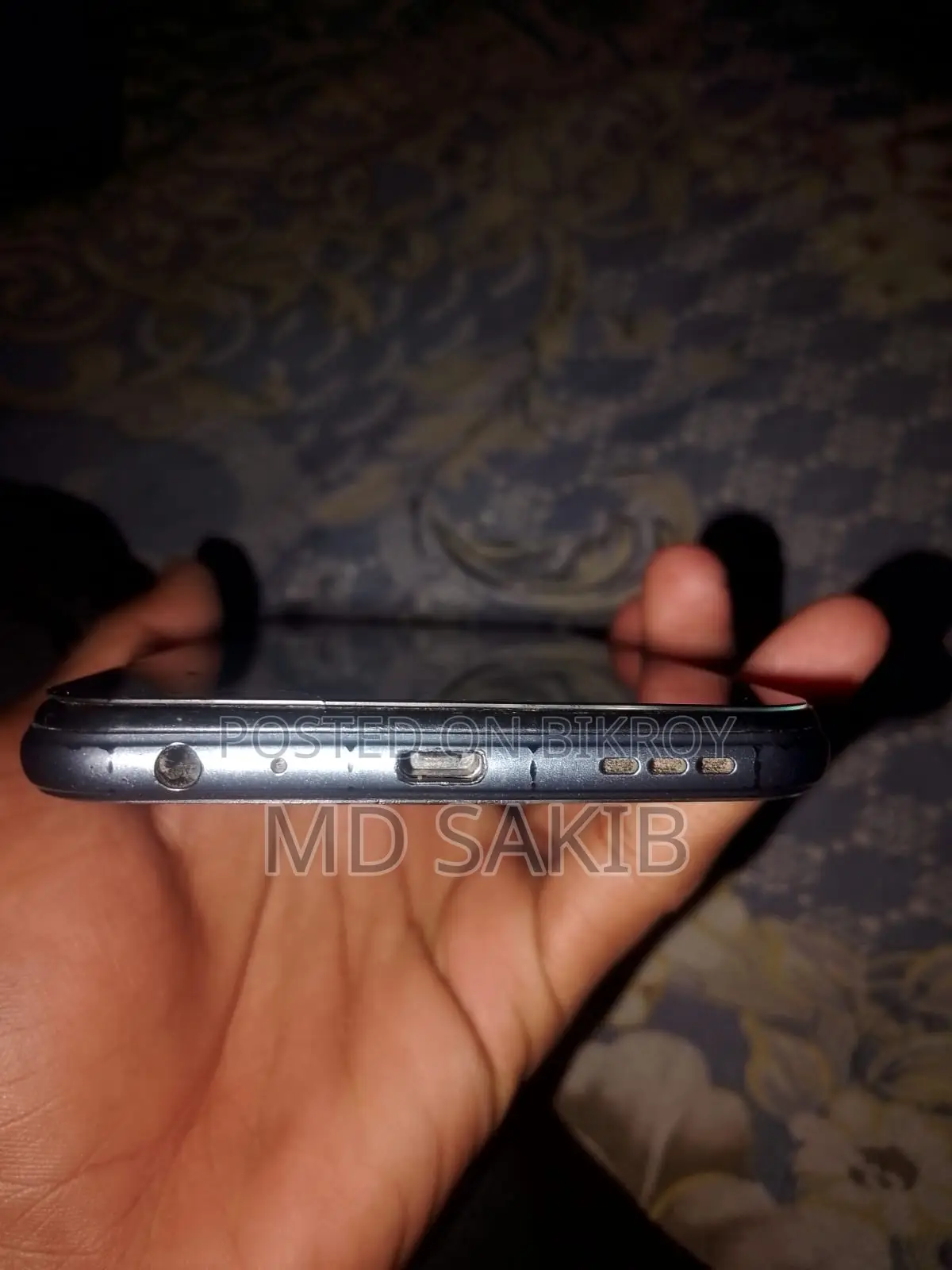 Vivo Y20 . (Used)