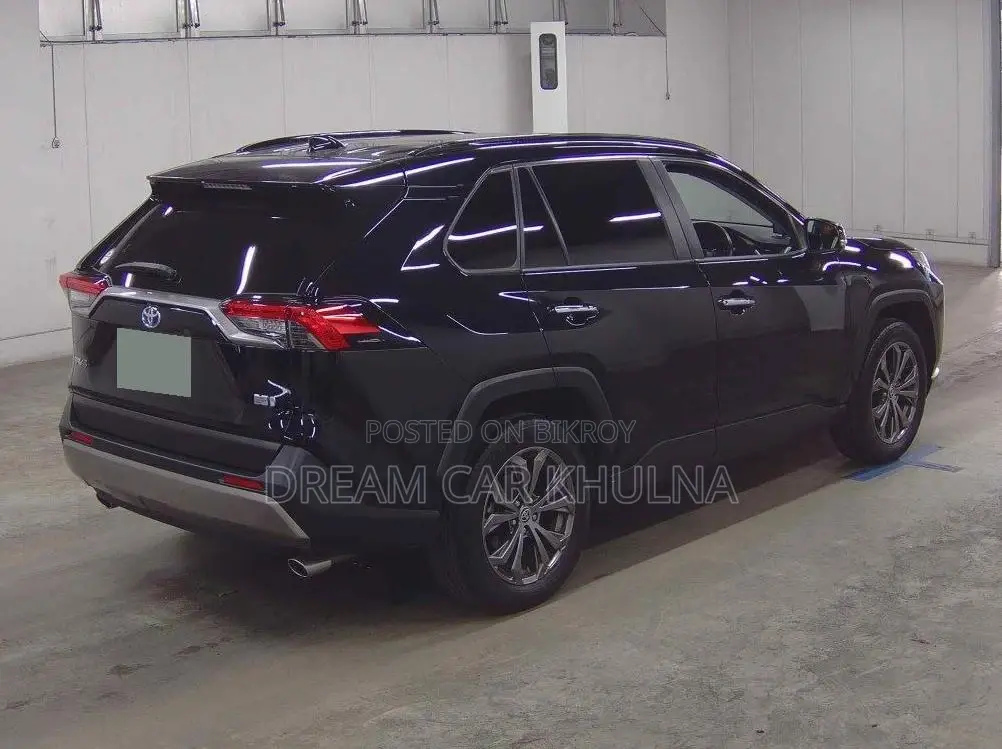 Toyota RAV4 G new Shape 2022