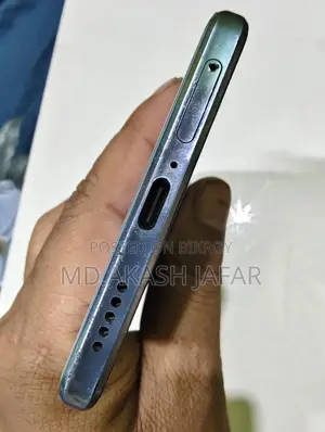 Vivo V27 12-256 (Used)