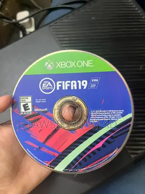 Xbox 1 with Fifa 19 CD