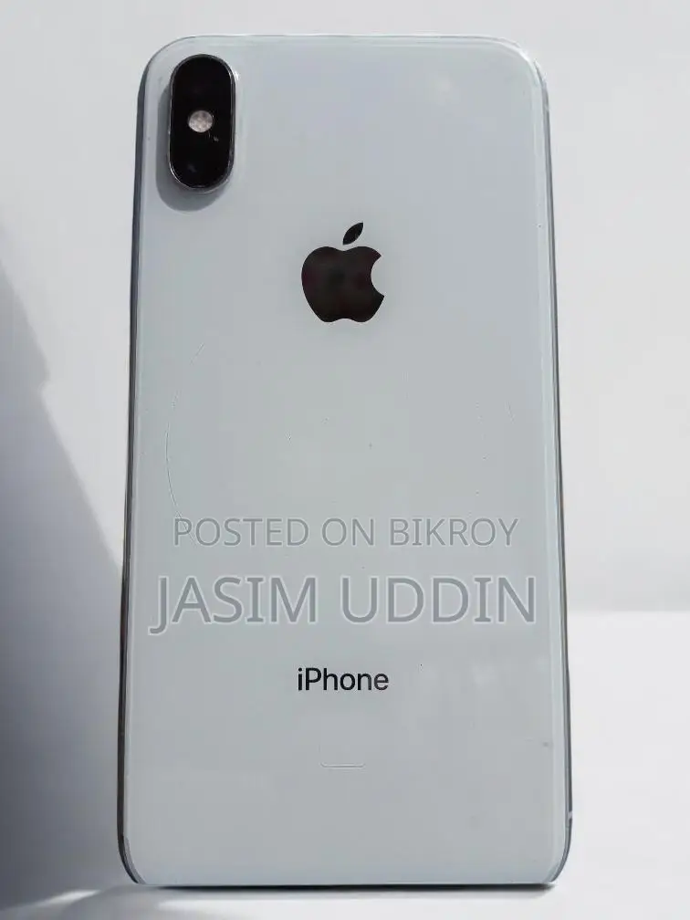 Apple iPhone XS (Used)