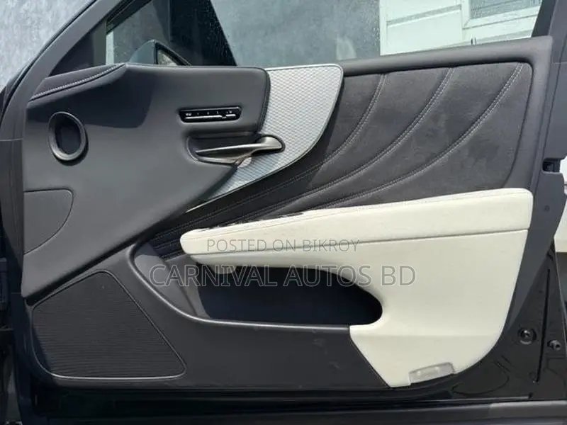 Lexus LS 500 F SPORT 2022