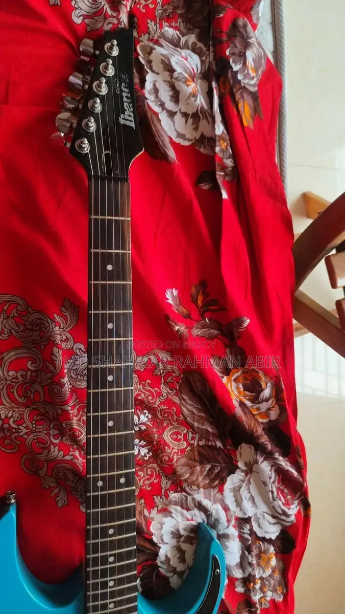 Ibanez Gio Electric Guitar