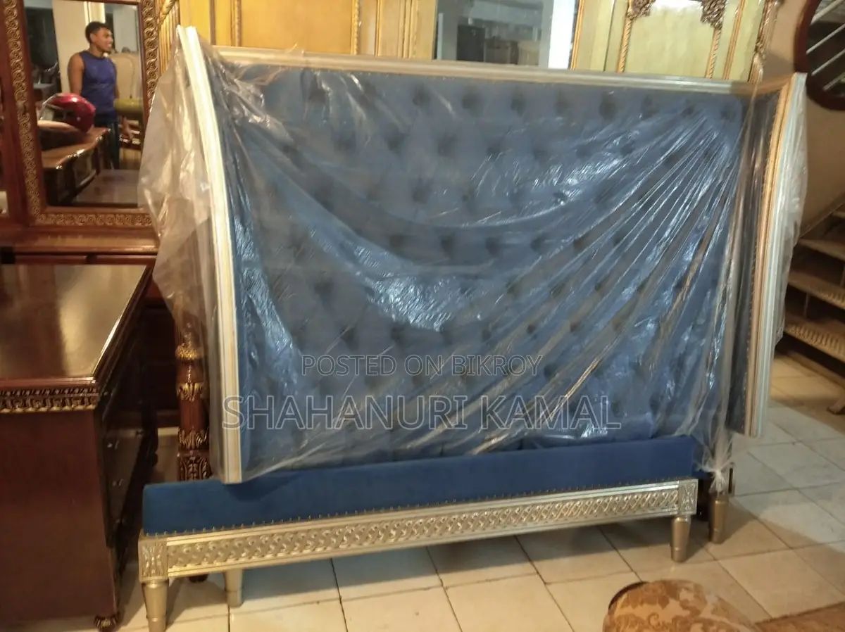 Bedroom set