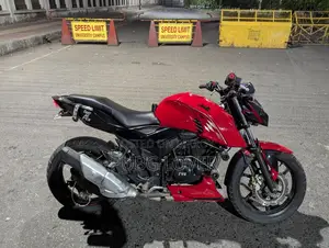 TVS Apache RTR 160 4v 2022