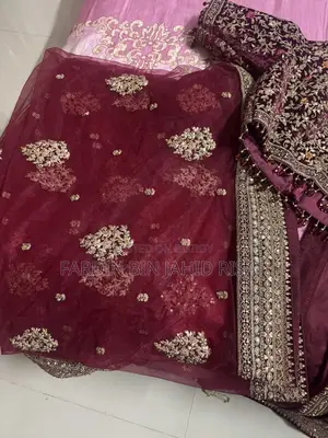 লেহেঙ্গা বিক্রির জন্য