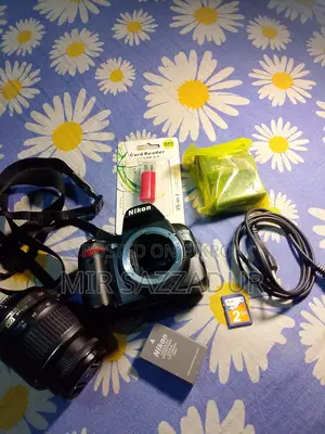 Nikon D3000 (Imported from Canada)