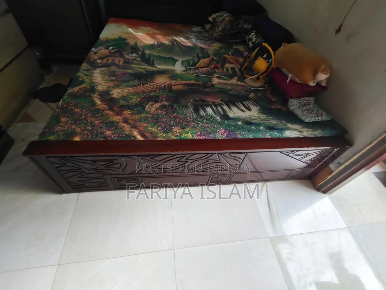 ৬/৭ মালয়েশিয়ান উড