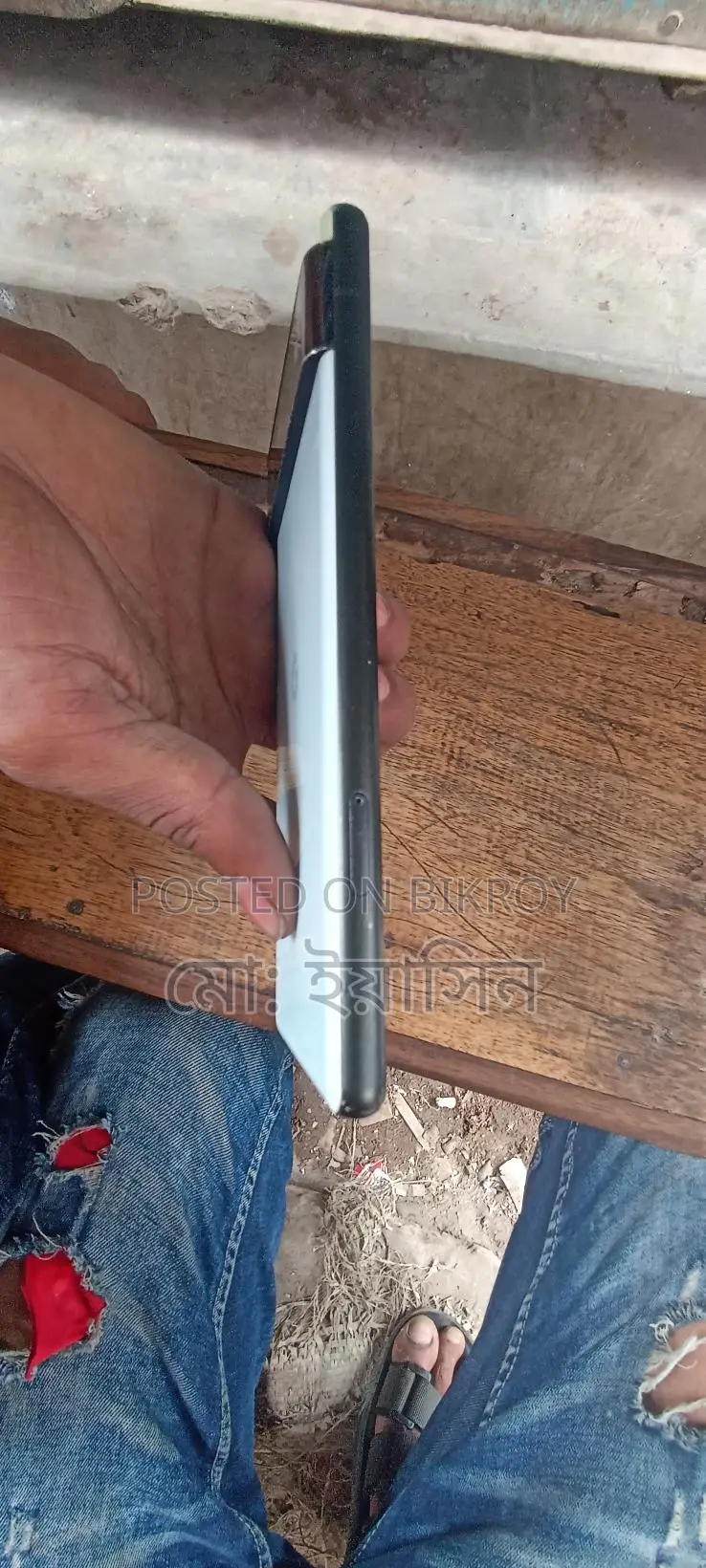 Google Pixel 6 . (Used)